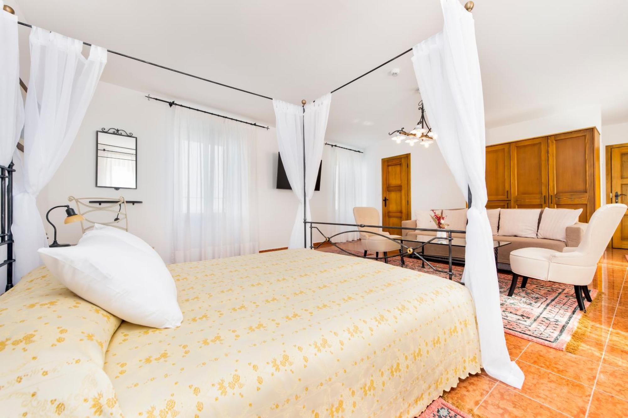 Suite Deluxe con Vista Mare