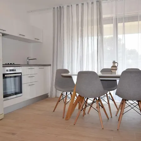 Apartments Pavic Valbandon-3